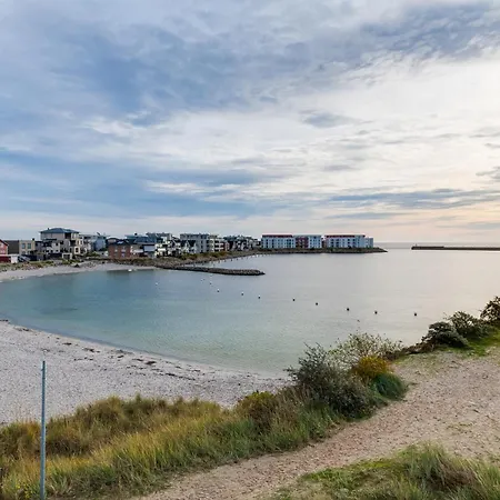 Haus Am - Fuer 4 In Mit Dachterrasse, Strandzugang Und Ostseeblick Tatil Evi